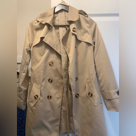 Trench coat - Picture 1 of 1